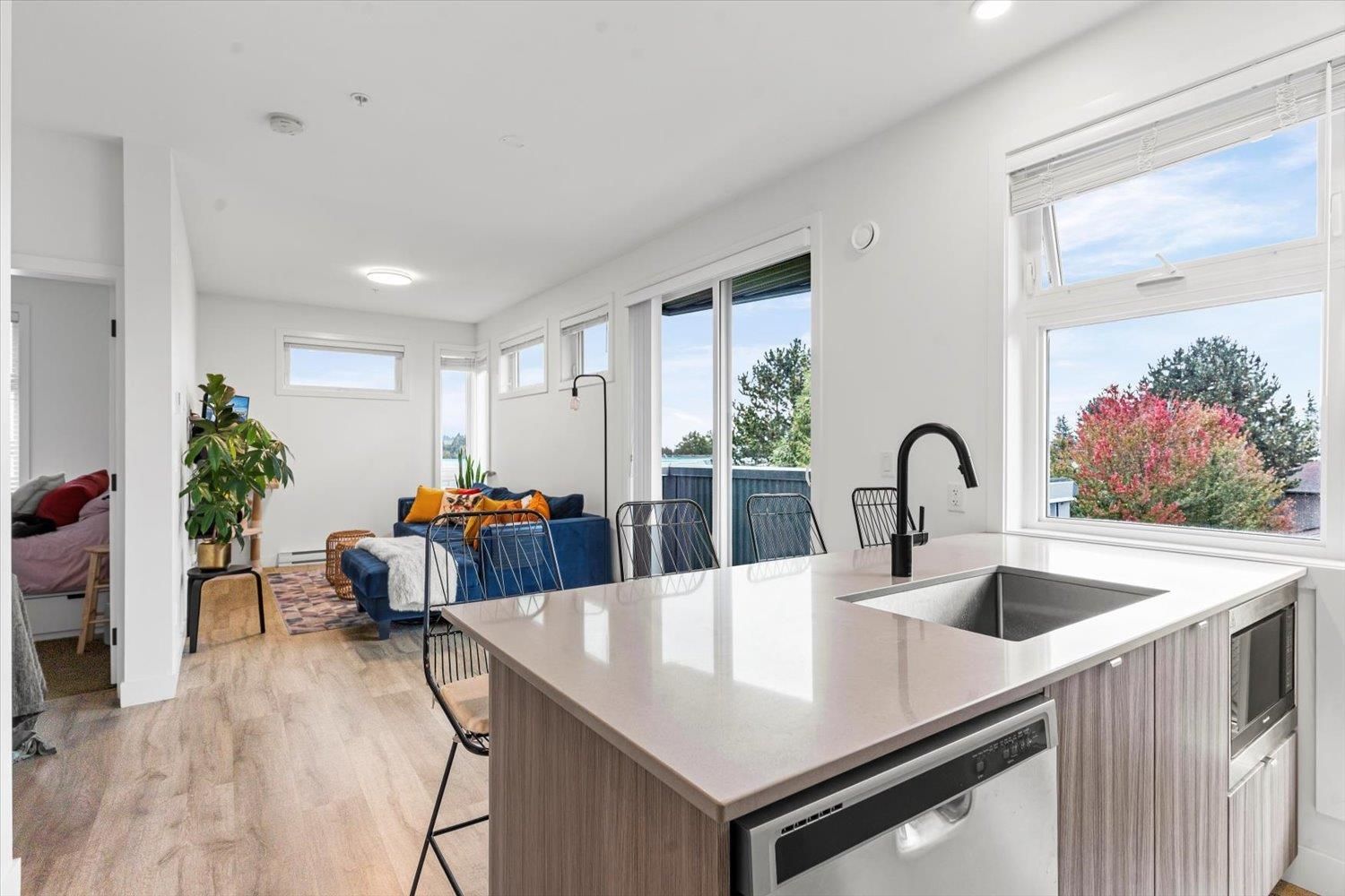 Apartment for sale in Abbotsford, Abbotsford, 401 32838 Landeau Place, 263098490 | Realtylink.org