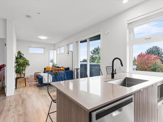 Apartment for sale in Abbotsford, Abbotsford, 401 32838 Landeau Place, 263098490 | Realtylink.org