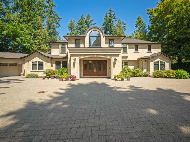 House for sale in Surrey, South Surrey White Rock, 13939 28 Avenue, 263098576 | Realtylink.org