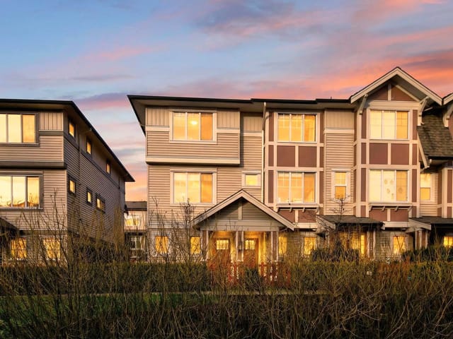 Townhouse for sale in Maple Ridge, Maple Ridge, 115 10151 240 Street, 263098736 | Realtylink.org