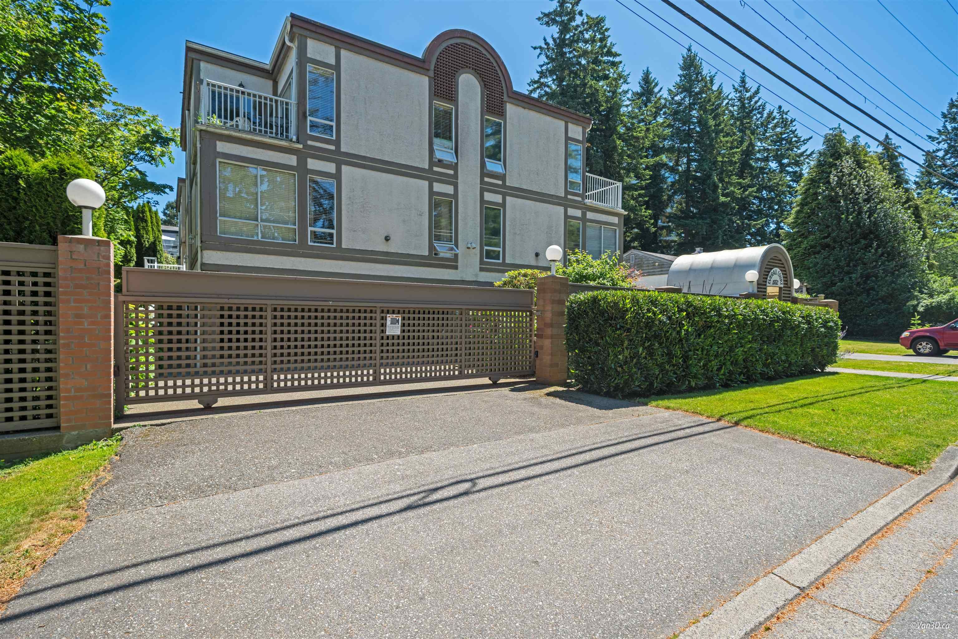 Townhouse for sale in White Rock, South Surrey White Rock, 3 1552 Everall Street, 263098796 | Realtylink.org