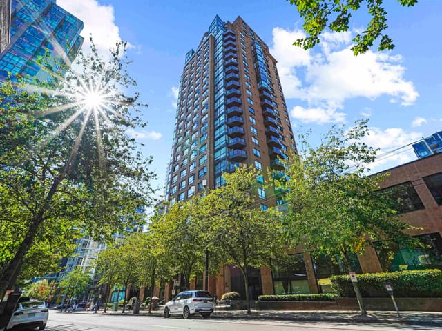 Apartment for sale in Vancouver, Vancouver West, 1804 1189 Howe Street, 263098798 | Realtylink.org
