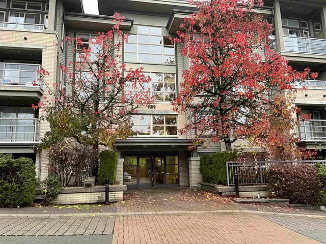 Apartment for sale in Burnaby, Burnaby North, 409 9319 University Crescent, 263098833 | Realtylink.org
