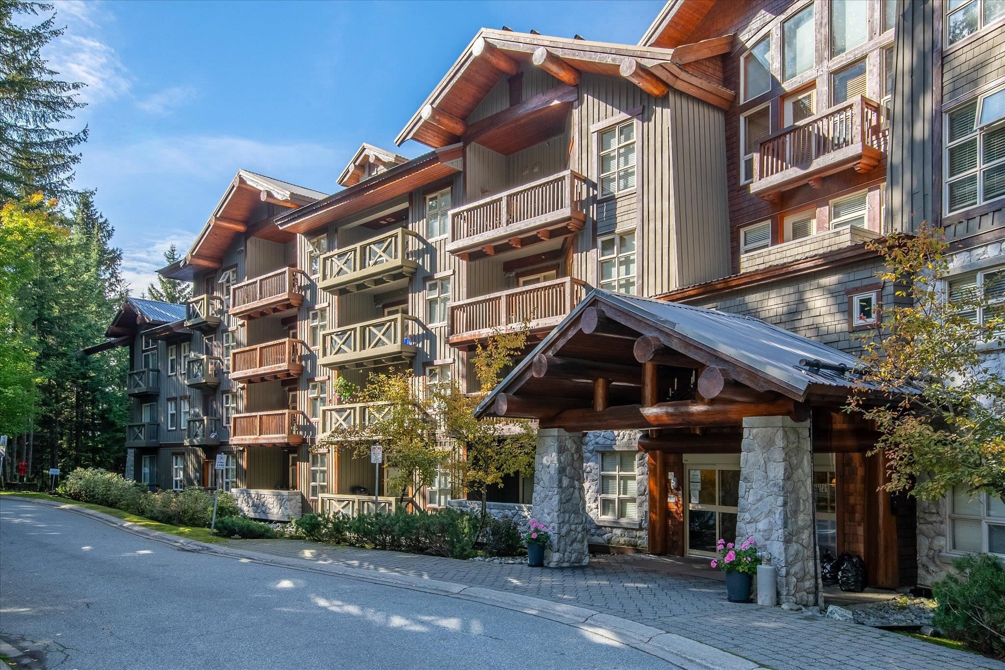 Apartment for sale in Whistler, Whistler, 212 4660 Blackcomb Way, 263098933 | Realtylink.org
