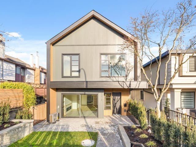 1/2 Duplex for sale in Vancouver, Vancouver East, 2 727 E 31st Avenue, 263098953 | Realtylink.org
