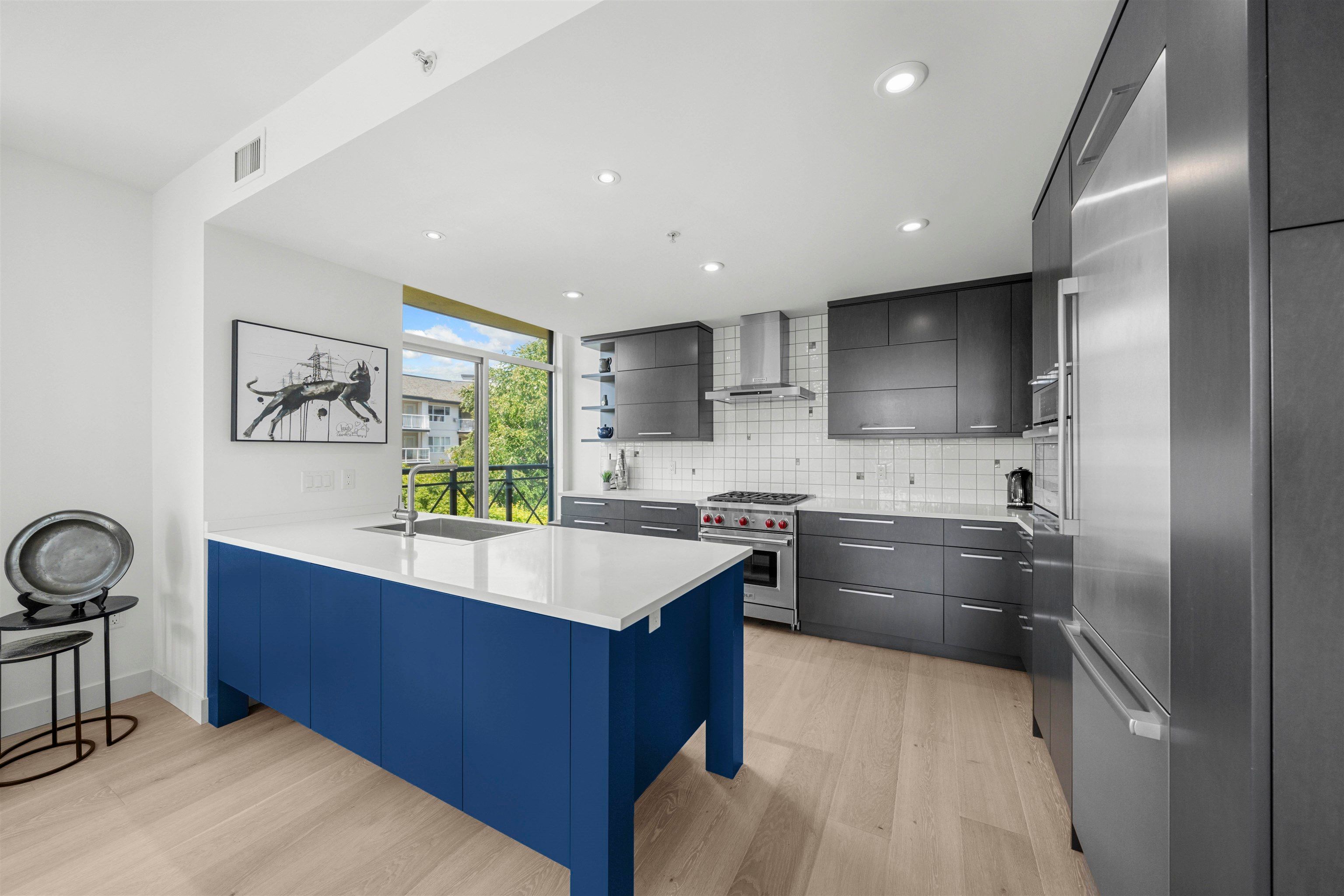 Apartment for sale in Surrey, South Surrey White Rock, 301 15445 Vine Avenue, 263099123 | Realtylink.org