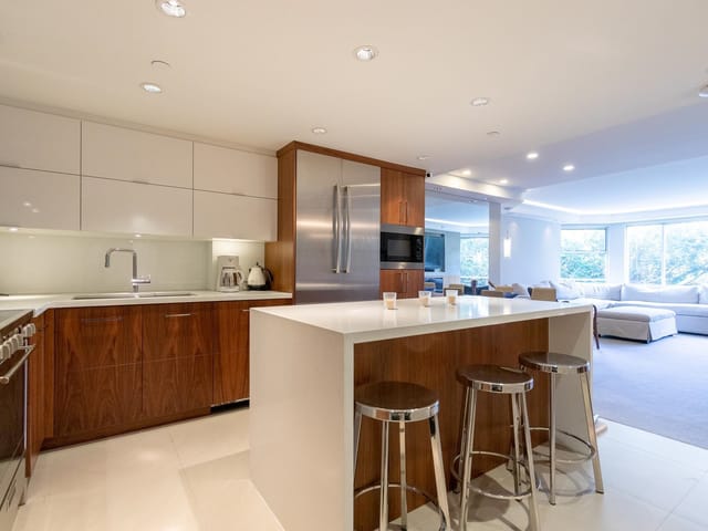 Apartment for sale in Whistler, Whistler, 105 4910 Spearhead Place, 263099151 | Realtylink.org