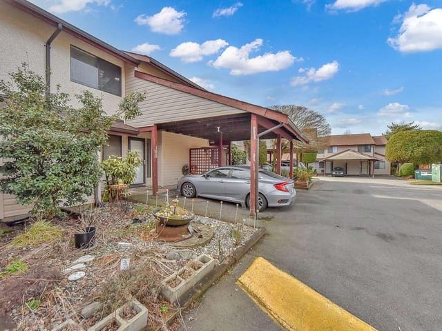 Townhouse for sale in Surrey, Surrey, 105 13880 74 Avenue, 263099152 | Realtylink.org