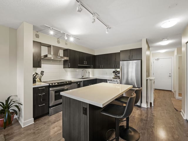 Apartment for sale in New Westminster, New Westminster, 607 500 Royal Avenue, 263099175 | Realtylink.org