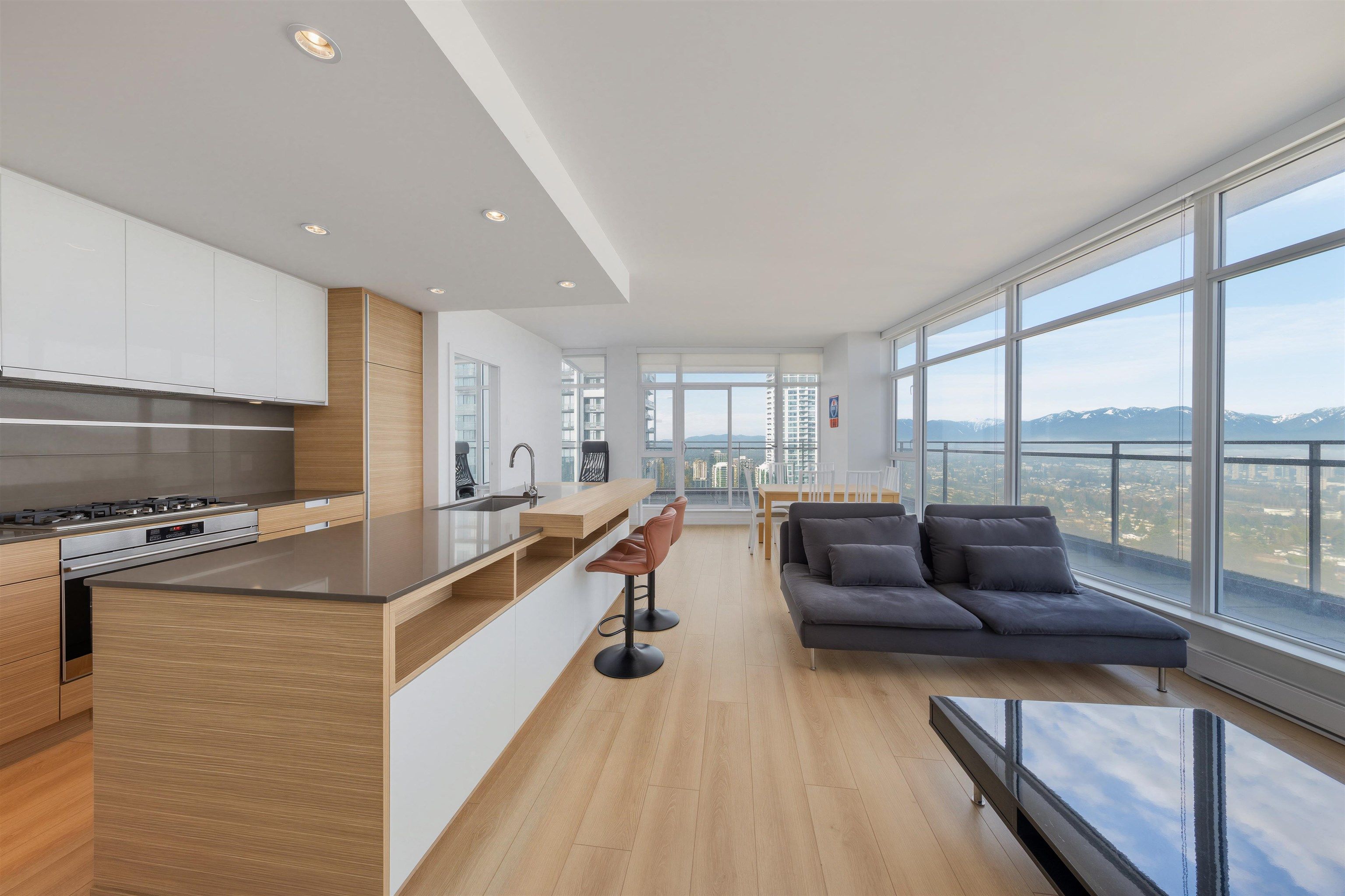 Apartment for sale in Burnaby, Burnaby South, 3503 4688 Kingsway, 263099566 | Realtylink.org