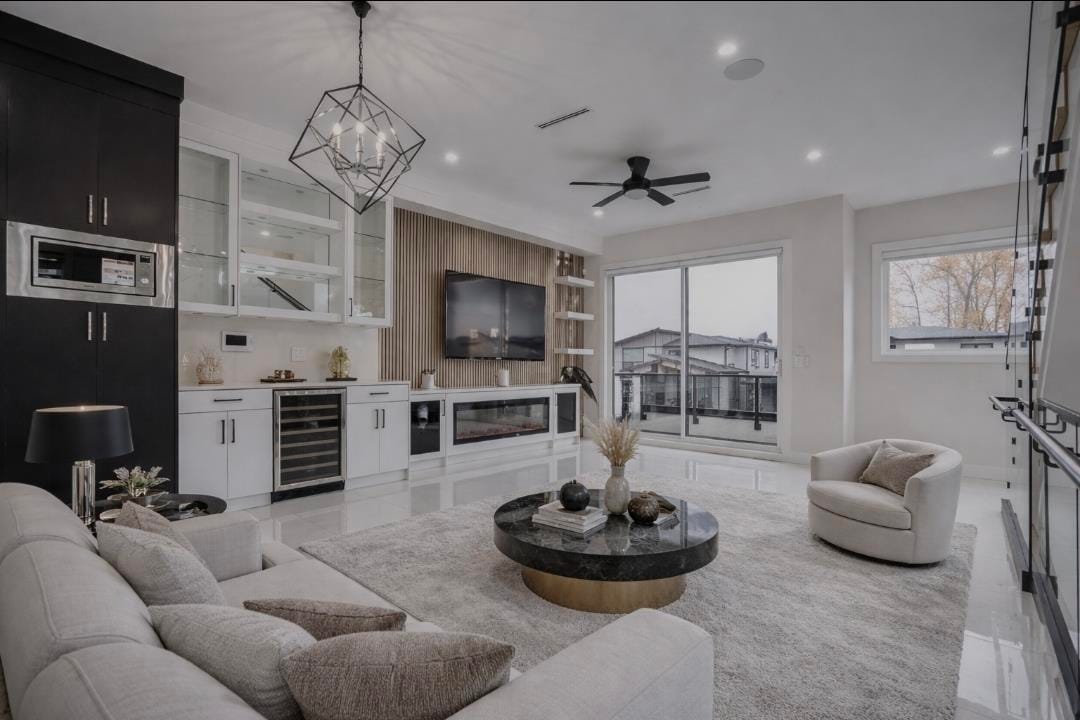 1/2 Duplex for sale in Surrey, South Surrey White Rock, 101 16649 18a Avenue, 263099721 | Realtylink.org