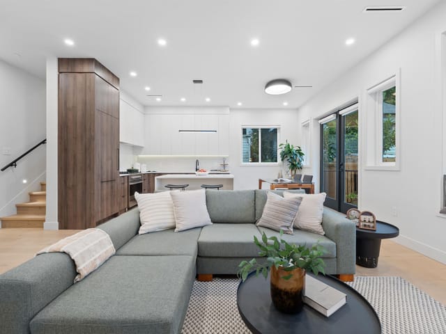 1/2 Duplex for sale in Vancouver, Vancouver East, 919 E 10th Avenue, 263099912 | Realtylink.org