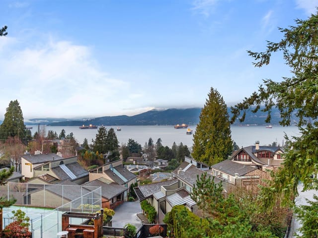 House for sale in Vancouver, Vancouver West, 1995 Sasamat Place, 263099987 | Realtylink.org