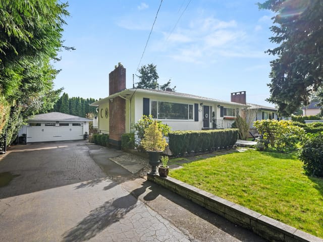 House for sale in Surrey, South Surrey White Rock, 13558 15 Avenue, 263099988 | Realtylink.org