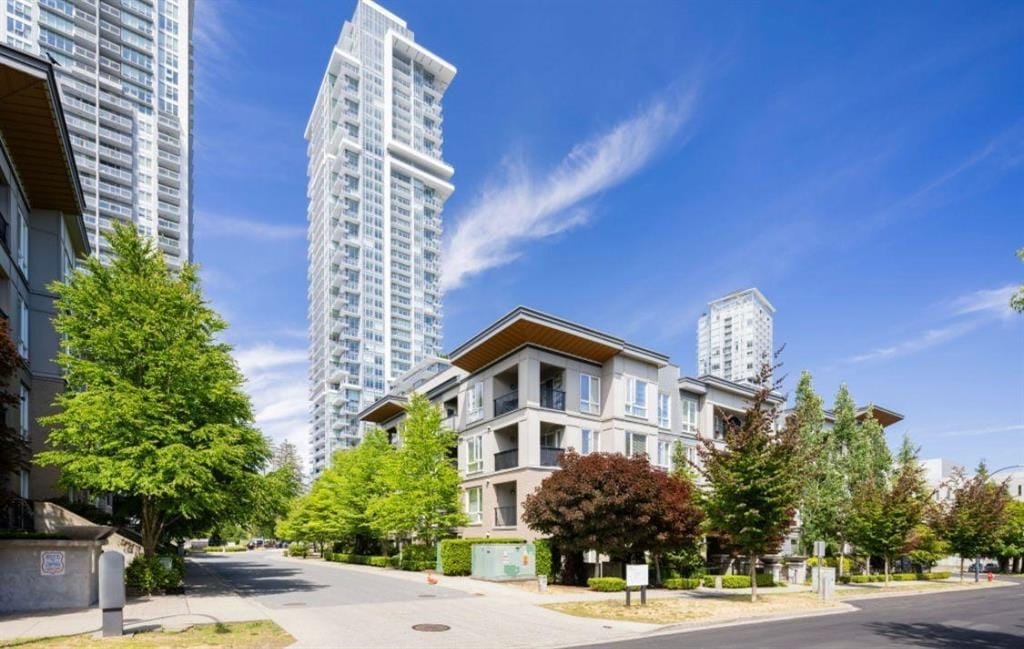 Apartment for sale in Surrey, North Surrey, 3211 13350 Central Avenue, 263100165 | Realtylink.org