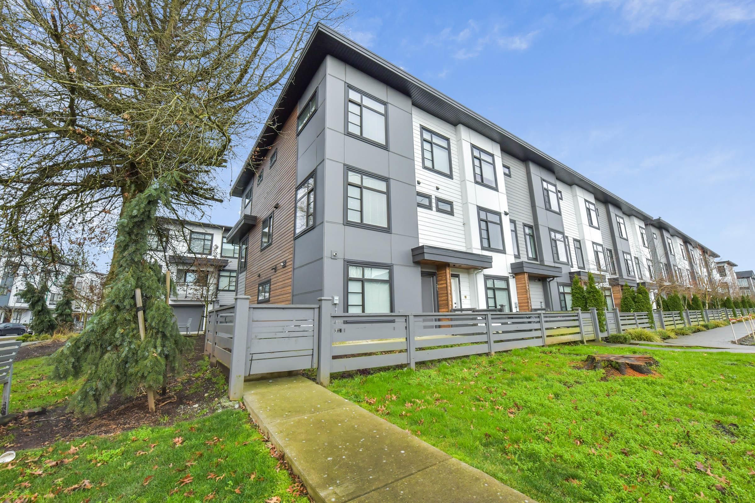 Townhouse for sale in Surrey, Cloverdale, 31 7127 193a Street, 263100229 | Realtylink.org