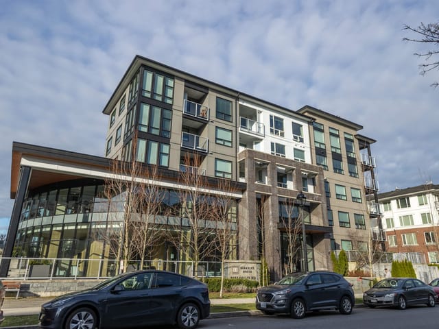 Apartment for sale in Richmond, Richmond, 402 9233 Odlin Road, 263100341 | Realtylink.org
