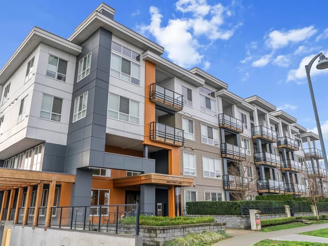 Apartment for sale in Tsawwassen, Tsawwassen, 213 4690 Hawk Lane, 263100401 | Realtylink.org