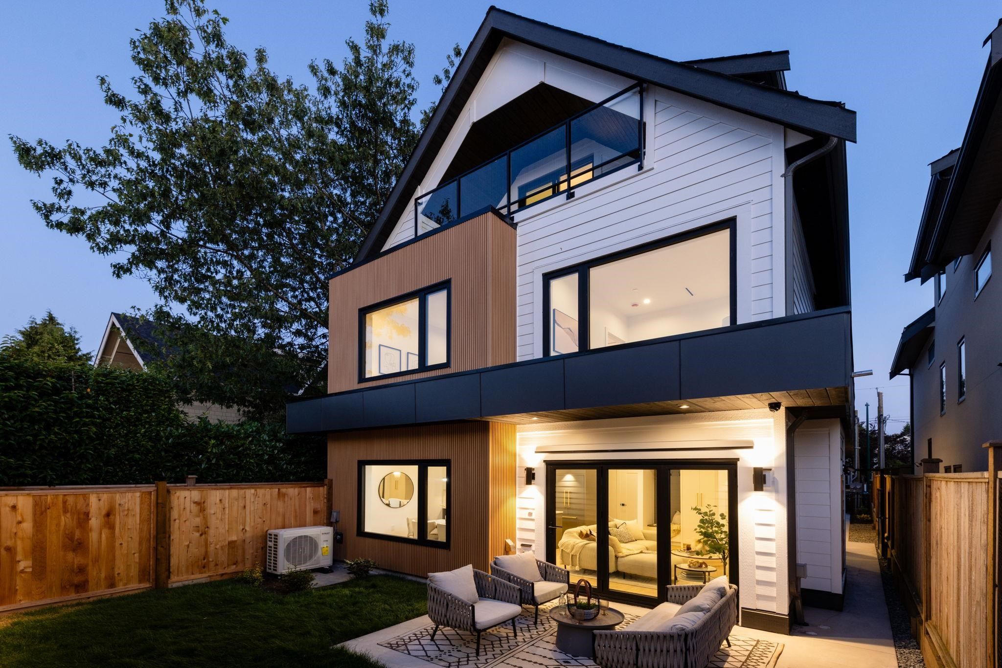 1/2 Duplex for sale in Vancouver, Vancouver East, #2 1079 E 14th Avenue, 263100600 | Realtylink.org