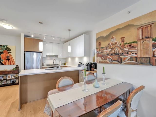 Apartment for sale in Coquitlam, Coquitlam, 1106 3080 Lincoln Avenue, 263100624 | Realtylink.org