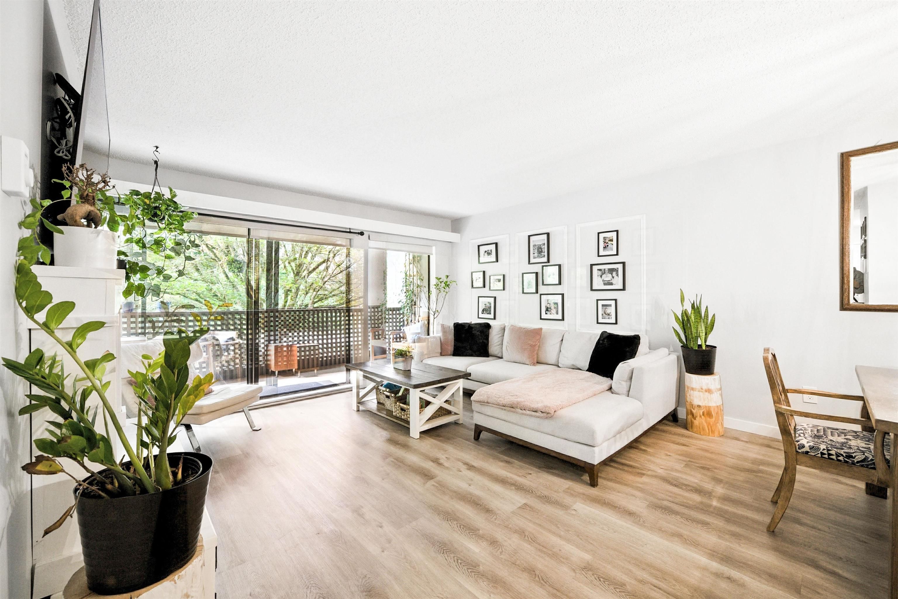 Apartment for sale in Burnaby, Burnaby North, 212 1955 Woodway Place, 263100664 | Realtylink.org