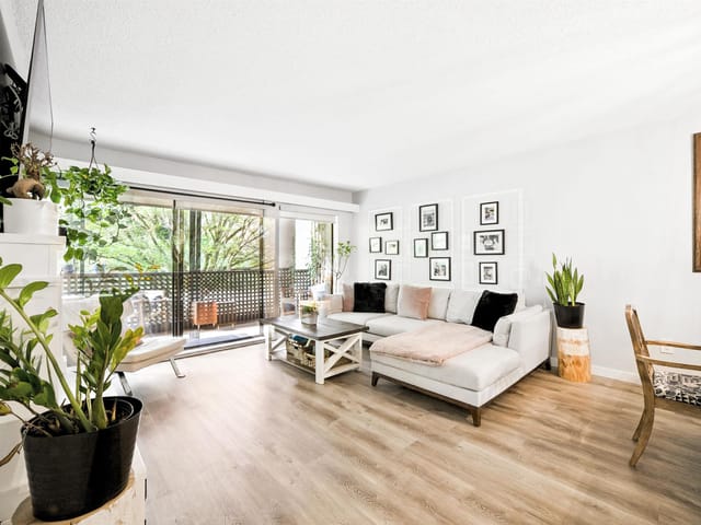 Apartment for sale in Burnaby, Burnaby North, 212 1955 Woodway Place, 263100664 | Realtylink.org