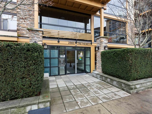 Apartment for sale in Abbotsford, Abbotsford, 609 2860 Trethewey Street, 263100715 | Realtylink.org