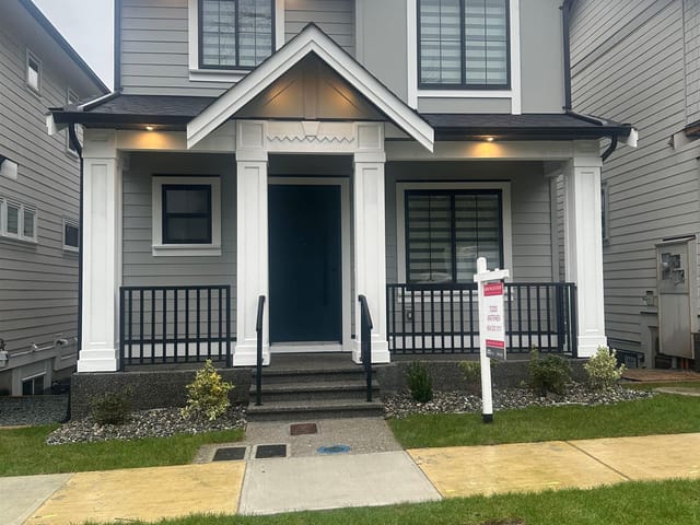 House for sale in Surrey, South Surrey White Rock, 16717 25a Avenue, 263100787 | Realtylink.org