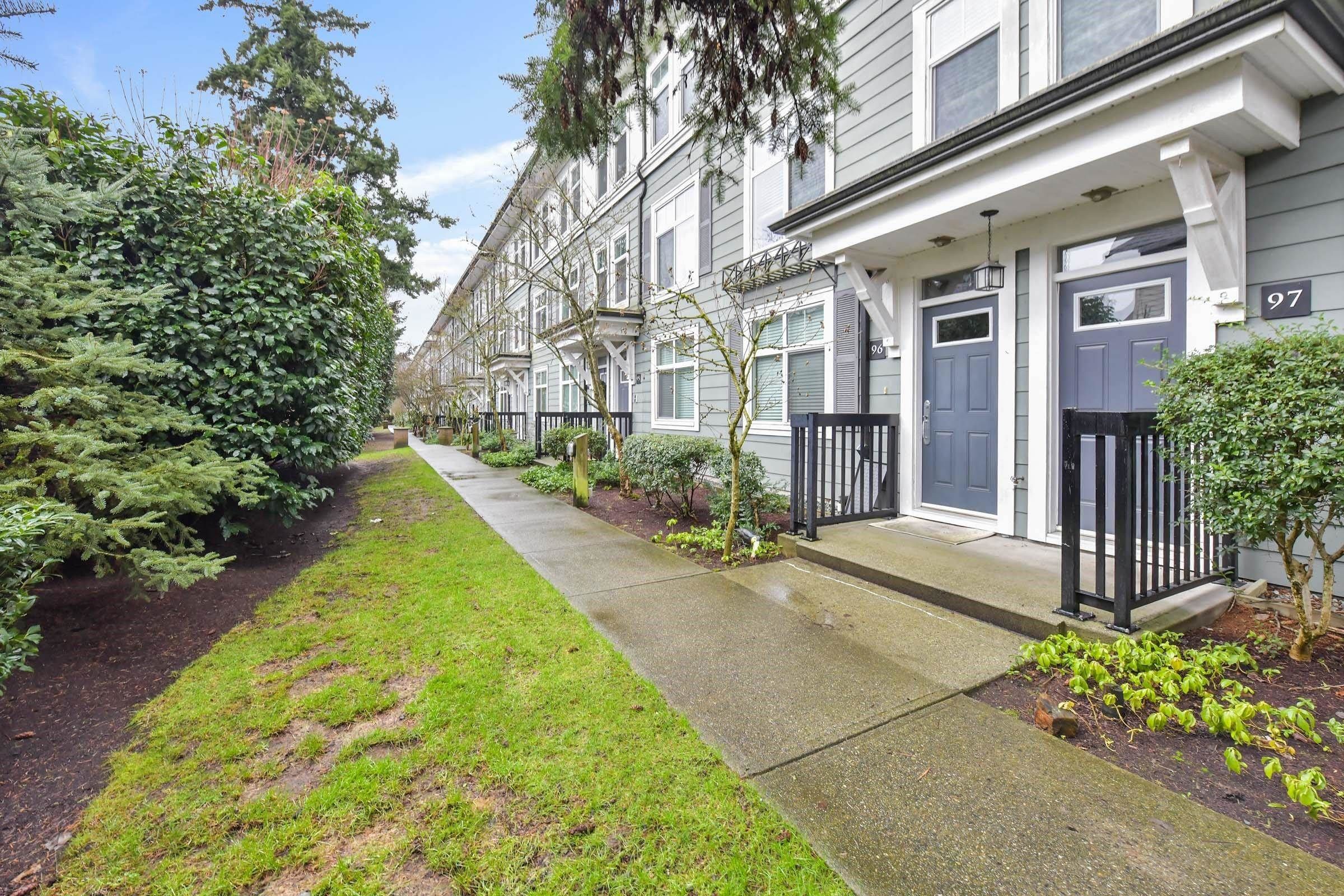 Townhouse for sale in Surrey, South Surrey White Rock, 93 15833 26 Avenue, 263100814 | Realtylink.org