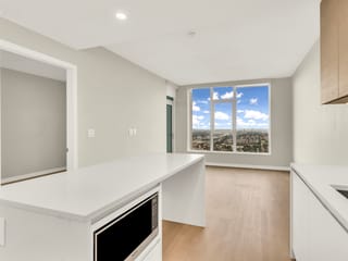 Apartment for sale in Burnaby, Burnaby North, 4709 2186 Gilmore Avenue, 263100824 | Realtylink.org