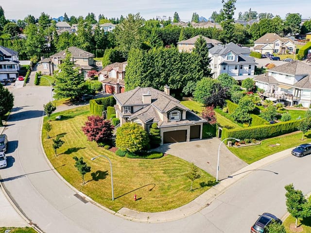 House for sale in Surrey, Cloverdale, 18467 55 Avenue, 263100826 | Realtylink.org