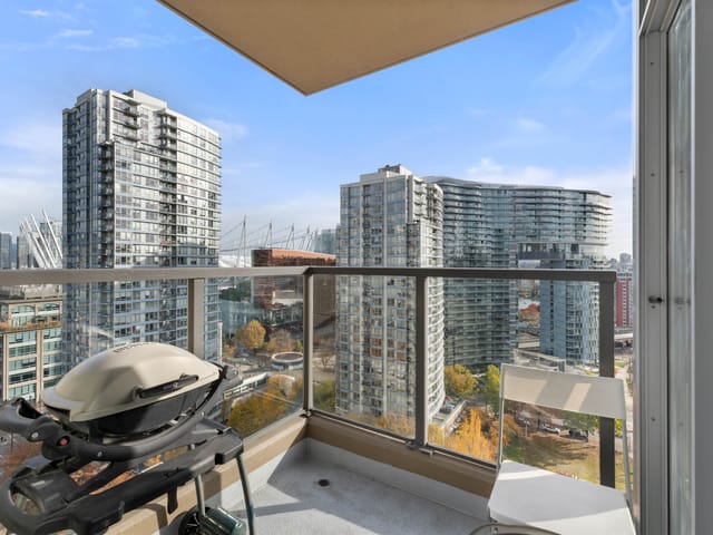 Apartment for sale in Vancouver, Vancouver West, 1902 989 Beatty Street, 263100982 | Realtylink.org