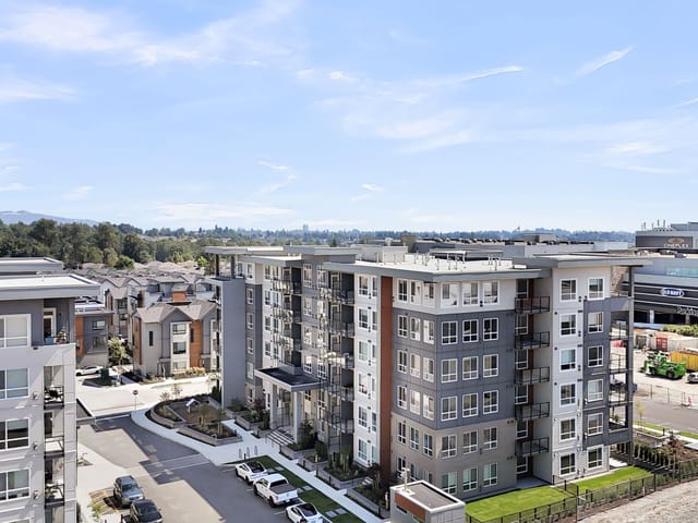 Apartment for sale in Abbotsford, Abbotsford, 511 30494 Cardinal Avenue, 263101030 | Realtylink.org