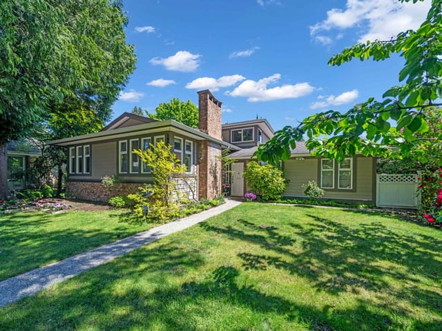 House for sale in Surrey, South Surrey White Rock, 1906 148 Street, 263101139 | Realtylink.org