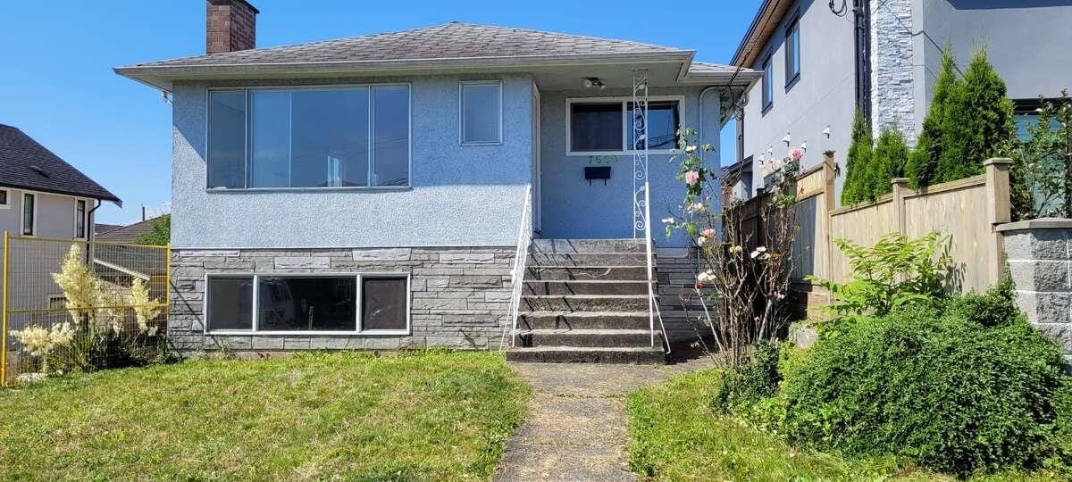 House for sale in Burnaby, Burnaby East, 7669 Burgess Street, 263101239 | Realtylink.org