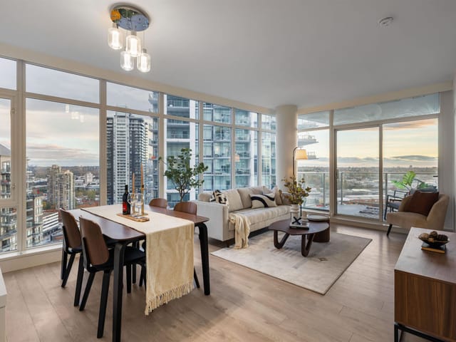 Apartment for sale in Burnaby, Burnaby North, 2402 1788 Gilmore Avenue, 263101278 | Realtylink.org