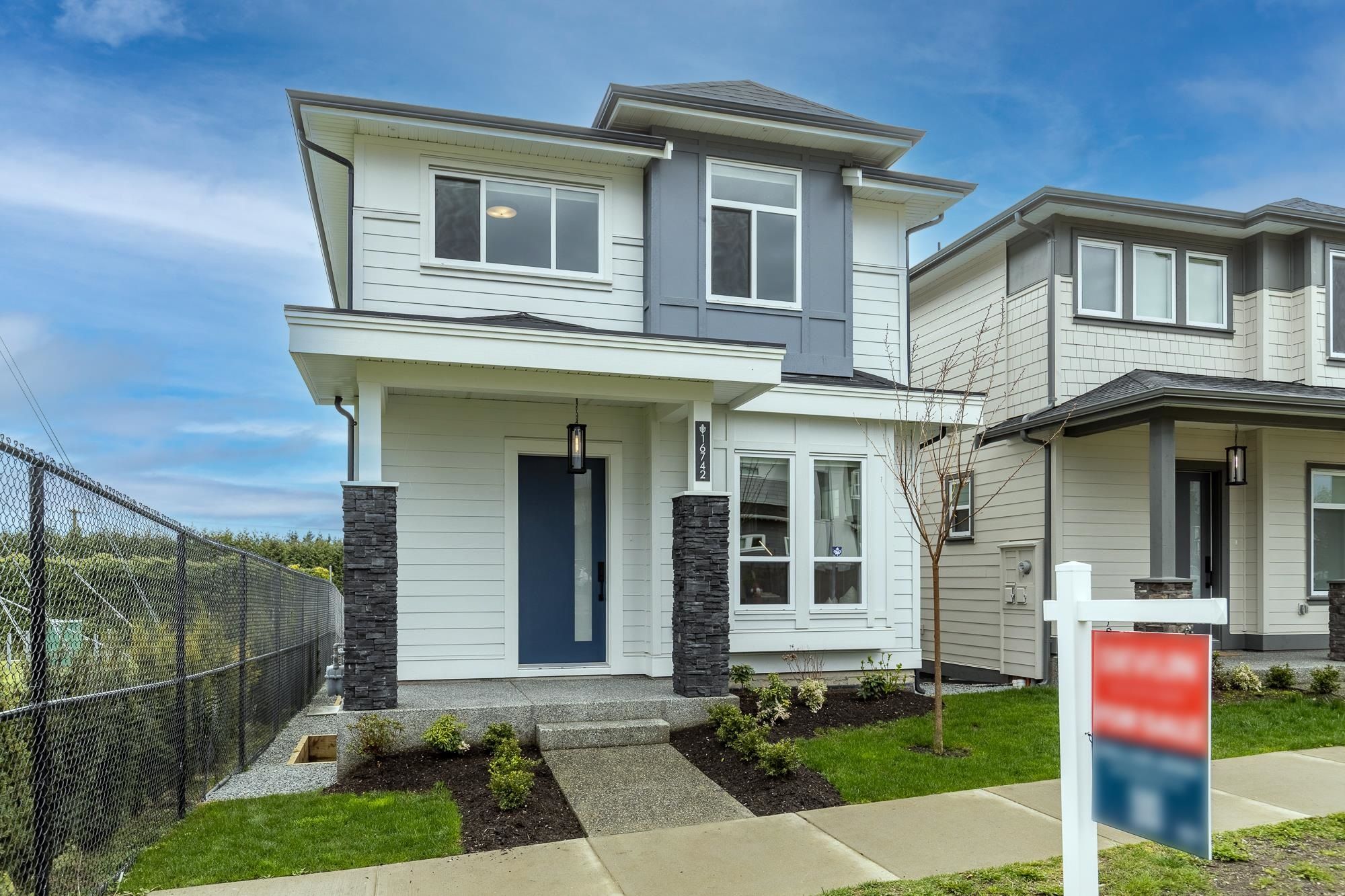 House for sale in Surrey, South Surrey White Rock, 16742 20a Avenue, 263101429 | Realtylink.org