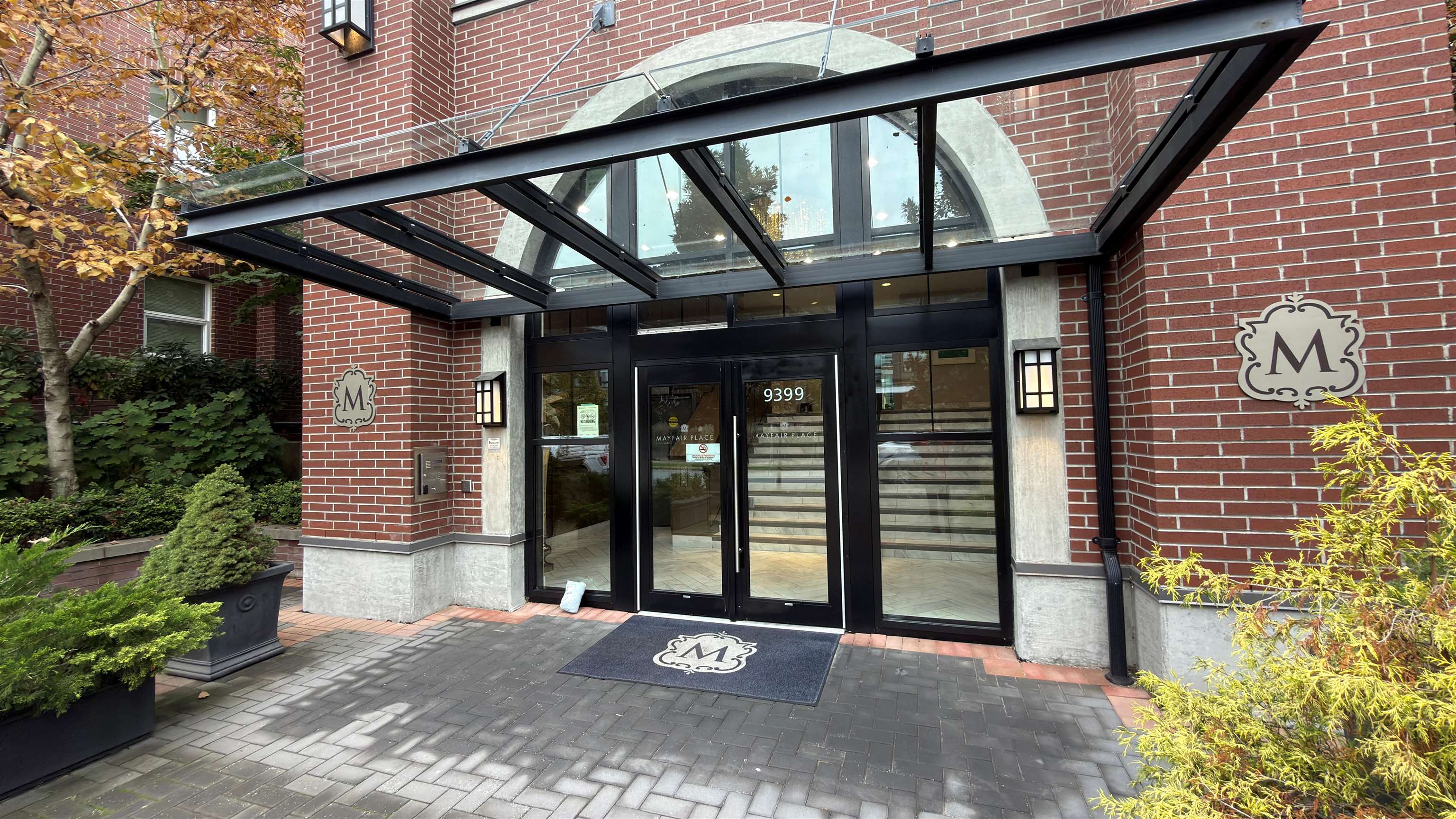 Apartment for sale in Richmond, Richmond, 420 9399 Odlin Road, 263101502 | Realtylink.org