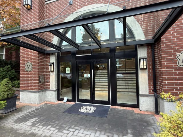 Apartment for sale in Richmond, Richmond, 420 9399 Odlin Road, 263101502 | Realtylink.org