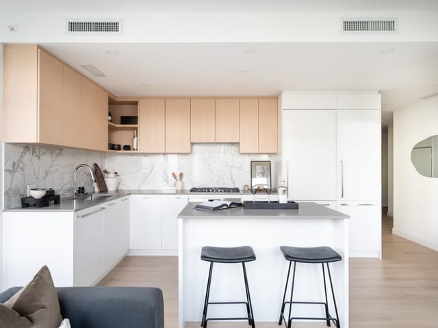 Apartment for sale in Burnaby, Burnaby South, 606 6468 Willingdon Avenue, 263101658 | Realtylink.org