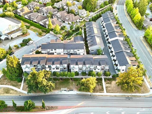 Townhouse for sale in Surrey, South Surrey White Rock, 24 15030 28 Avenue, 263101680 | Realtylink.org