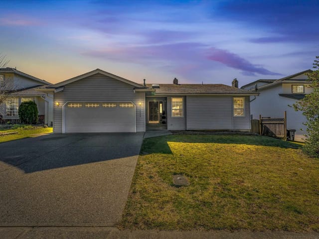 House for sale in Abbotsford, Abbotsford, 34860 Gleneagles Place, 263101724 | Realtylink.org