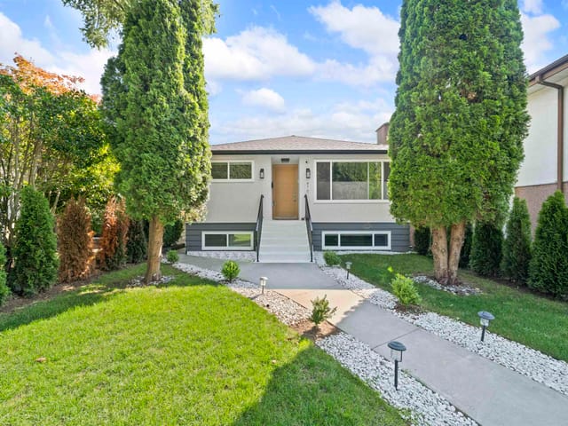 House for sale in Vancouver, Vancouver West, 870 W 59th Avenue, 263101752 | Realtylink.org