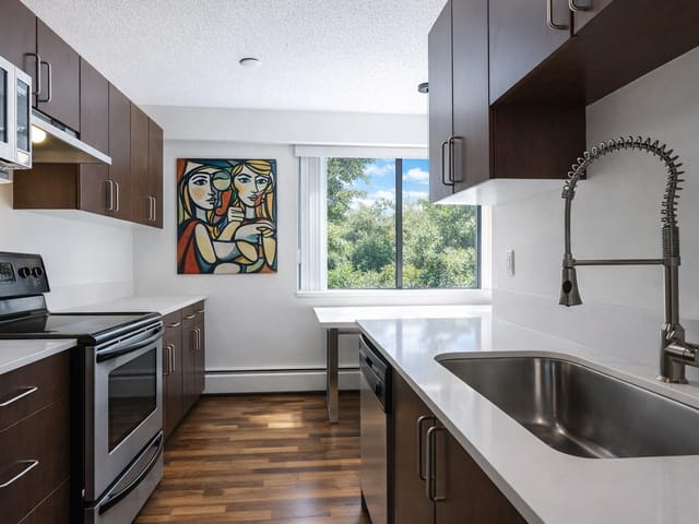 Apartment for sale in Vancouver, Vancouver West, 111 2330 Maple Street, 263102033 | Realtylink.org