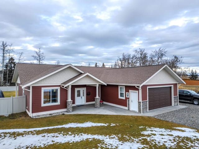 House for sale in 100 Mile House, 100 Mile House, 314 Sandhill Crescent, 263102036 | Realtylink.org