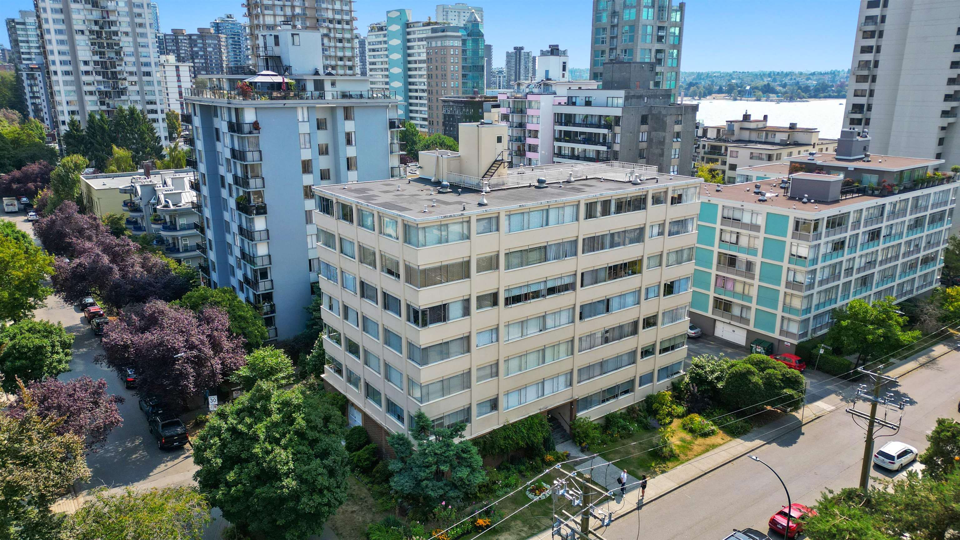 Apartment for sale in Vancouver, Vancouver West, 301 1050 Chilco Street, 263102257 | Realtylink.org