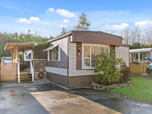Manufactured Home for sale in Chilliwack, Sardis, 120 46511 Chilliwack Lake Road, 263102300 | Realtylink.org