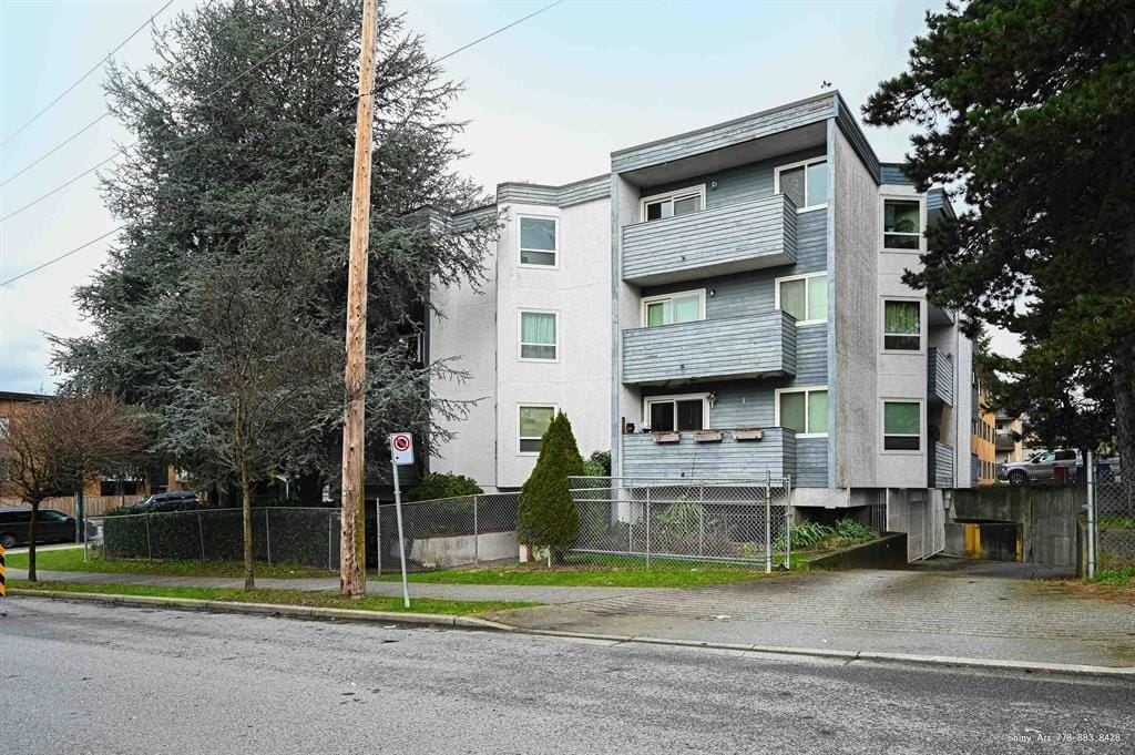 Apartment for sale in Vancouver, Vancouver East, 406 16 Lakewood Drive, 263102310 | Realtylink.org
