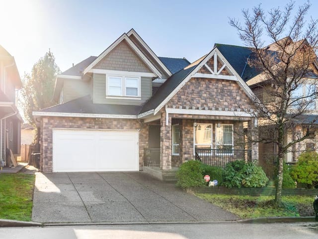 House for sale in Surrey, South Surrey White Rock, 16334 25 Avenue, 263102336 | Realtylink.org