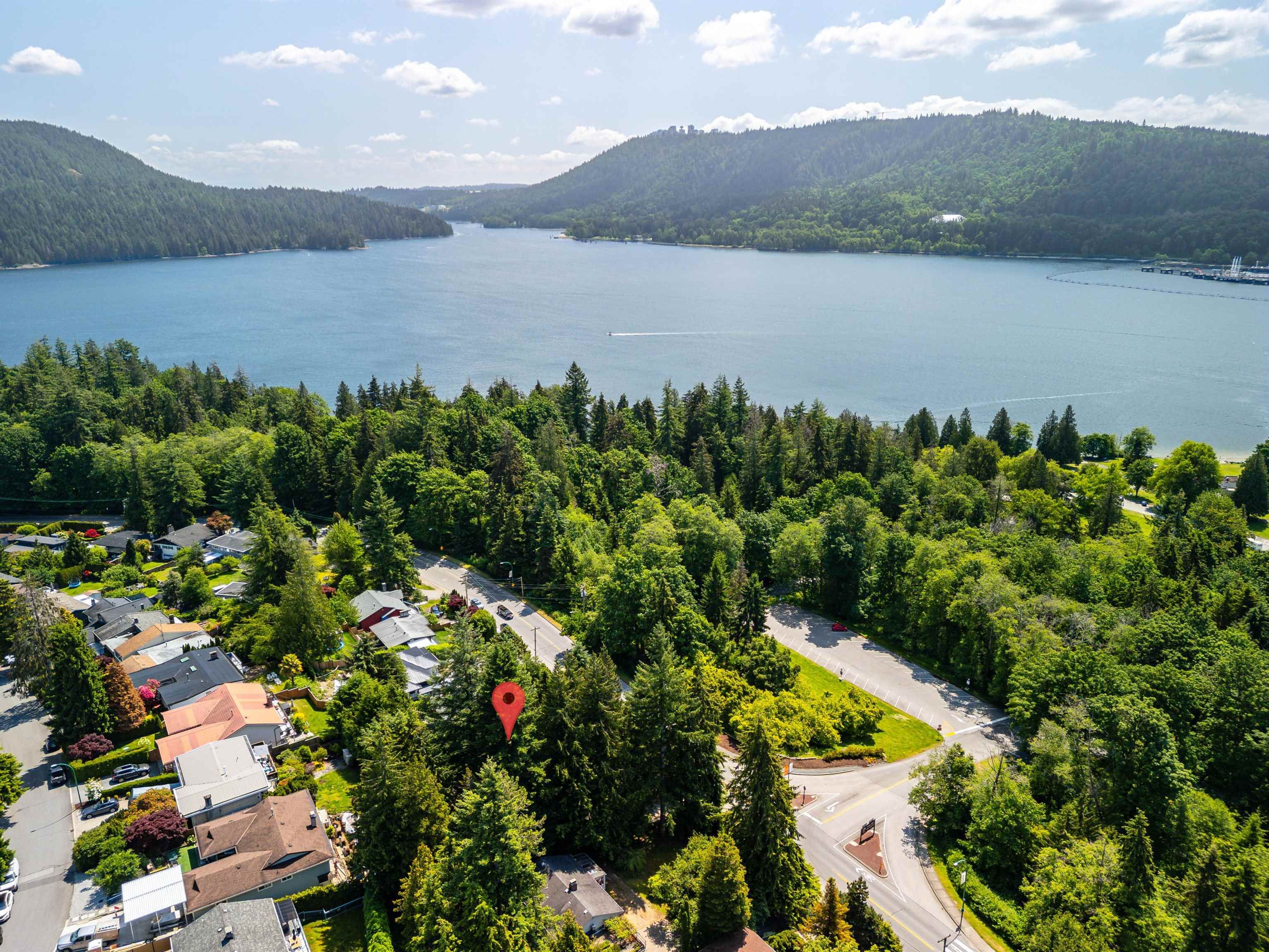 House for sale in North Vancouver, North Vancouver, 4150 Dollarton Highway, 263102708 | Realtylink.org